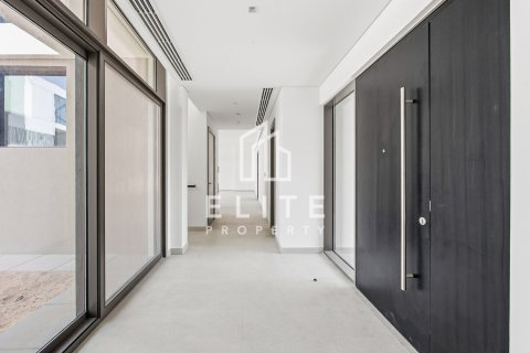 Villa in Dubai 4 bedrooms № 85484 - photo 10