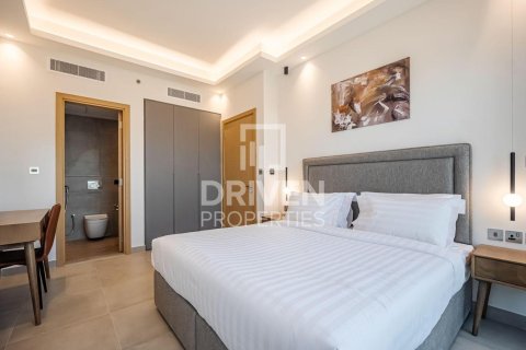 Apartment in Jumeirah Lake Towers, Dubai 1 bedroom, 89.09 sq.m. № 128343 - photo 8