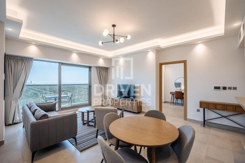 Apartment in Jumeirah Lake Towers, Dubai 1 bedroom, 89.09 sq.m. № 128343 - photo 2