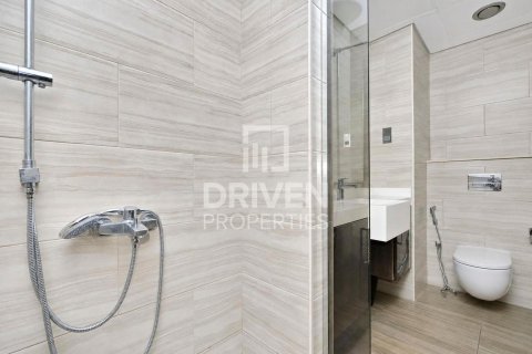 Apartment in Jumeirah Lake Towers, Dubai 1 bedroom, 73.02 sq.m. № 128334 - photo 9