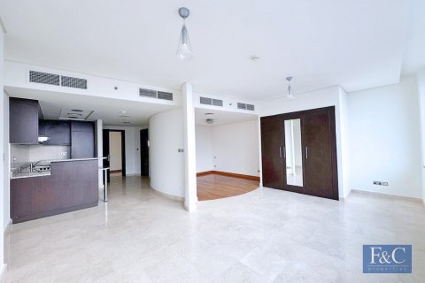 Apartment in DIFC, Dubai 55 sq.m. № 103380 - photo 10