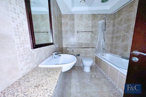 Apartment in DIFC, Dubai 55 sq.m. № 103380 - photo 8