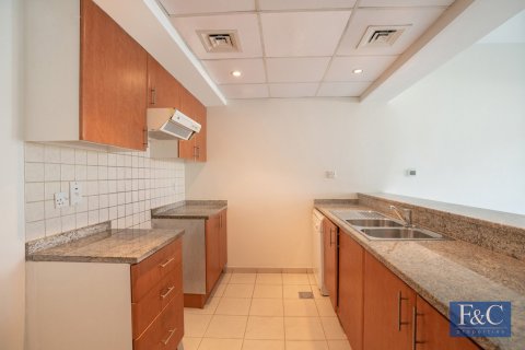 Apartment in Al Ghozlan, Greens, Dubai 1 bedroom, 70 sq.m. № 103381 - photo 11