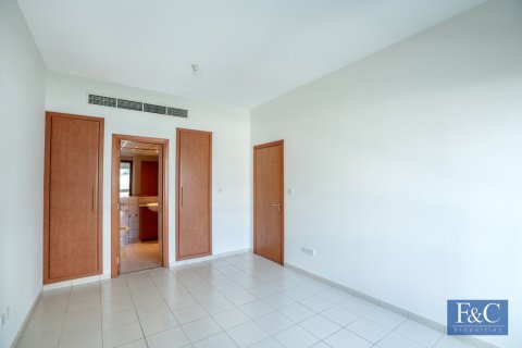 Apartment in Al Ghozlan, Greens, Dubai 1 bedroom, 70 sq.m. № 103381 - photo 15