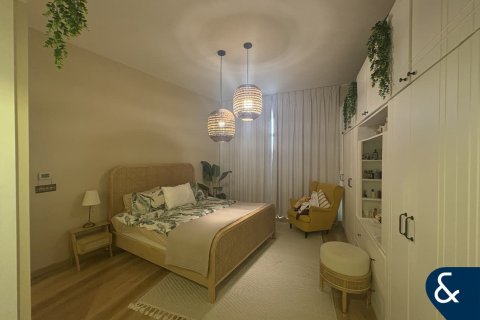 Снять в аренду квартиру в Motor City, Дубай: 3 спальни, 199м², № 79067 - фото 7