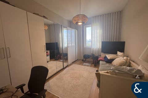 Снять в аренду квартиру в Motor City, Дубай: 3 спальни, 199м², № 79067 - фото 12