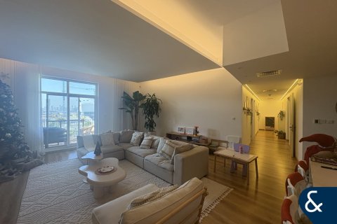 Снять в аренду квартиру в Motor City, Дубай: 3 спальни, 199м², № 79067 - фото 5