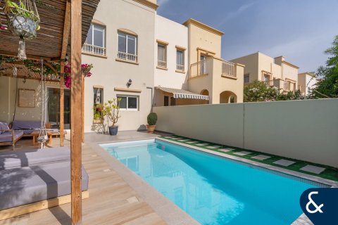 Снять в аренду виллу в The Springs, Дубай: 2 спальни, 157м², № 79065 - фото 20