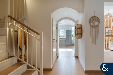 Снять в аренду виллу в The Springs, Дубай: 2 спальни, 157м², № 79065 - фото 7