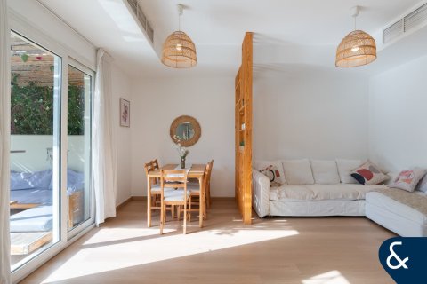 Снять в аренду виллу в The Springs, Дубай: 2 спальни, 157м², № 79065 - фото 3