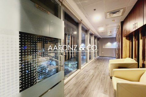 Снять в аренду офис в Бизнес-Бэе, Дубай: 61м², № 89701 - фото 10