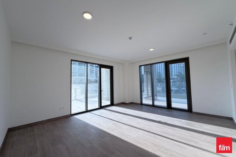 Снять в аренду квартиру в Дубае: 3 спальни, 284.7м², № 71518 - фото 6