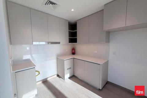 Снять в аренду квартиру в Дубае: 3 спальни, 284.7м², № 71518 - фото 19