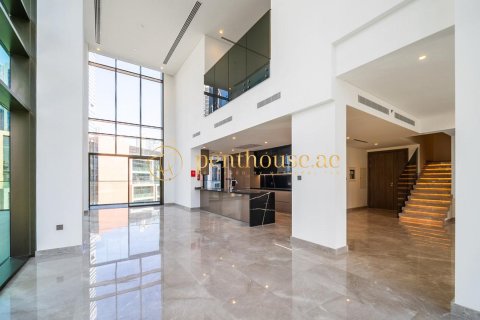 Duplex à Business Bay, Dubai, 4 chambres, 438 m², № 8695 - photo 1