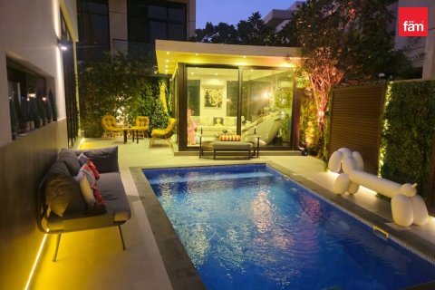 Townhouse in Dubai 4 bedrooms, 315.2 sq.m. № 139604 - photo 16