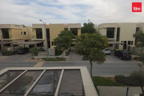 Townhouse in Dubai 4 bedrooms, 315.2 sq.m. № 139604 - photo 12