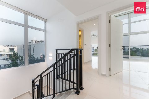 Villa à Dubai, 6 chambres, 322 m², № 139607 - photo 15