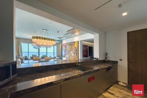Apartment in Dubai Marina, Dubai 3 bedrooms, 207.5 sq.m. № 139609 - photo 3