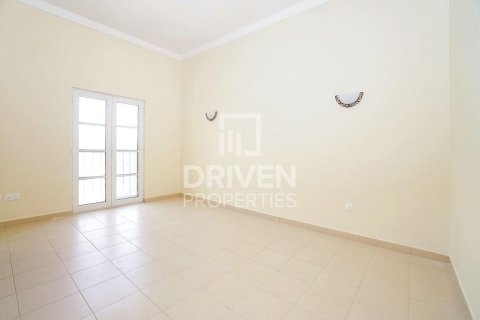 Villa en The Villa, Dubai, 4 dormitorios, 418.06 m², № 126569 - foto 3