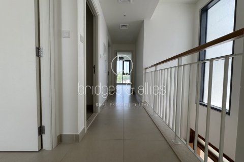 Снять в аренду виллу в Дубай Хилс Эстейт, Дубай: 4 спальни, 231.4м², № 46596 - фото 5