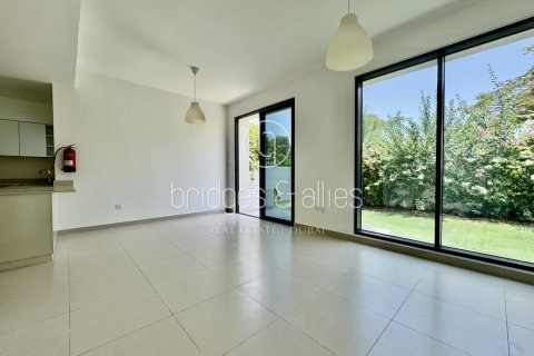 Снять в аренду виллу в Дубай Хилс Эстейт, Дубай: 4 спальни, 231.4м², № 46596 - фото 13
