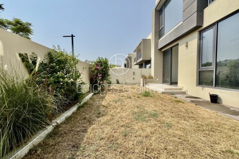 Снять в аренду виллу в Дубай Хилс Эстейт, Дубай: 4 спальни, 228.7м², № 46597 - фото 20