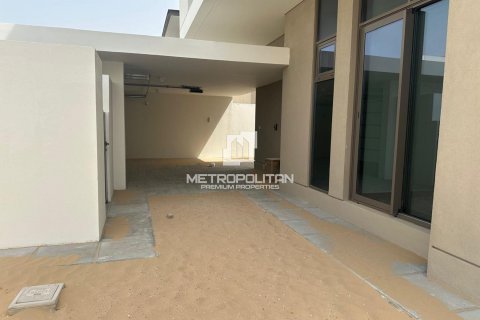 Villa in Al Furjan, Dubai 5 bedrooms, 651 sq.m. № 73137 - photo 4