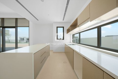 Villa in Al Furjan, Dubai 5 bedrooms, 570 sq.m. № 73136 - photo 9