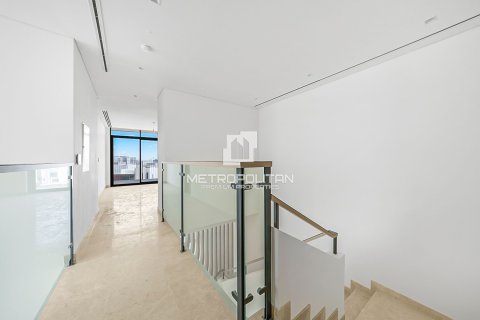 Villa in Al Furjan, Dubai 5 bedrooms, 570 sq.m. № 73136 - photo 20