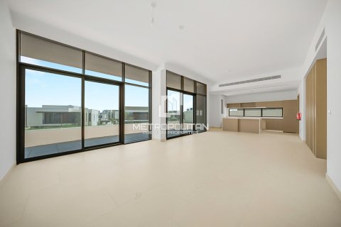 Villa in Al Furjan, Dubai 5 bedrooms, 570 sq.m. № 73136 - photo 1