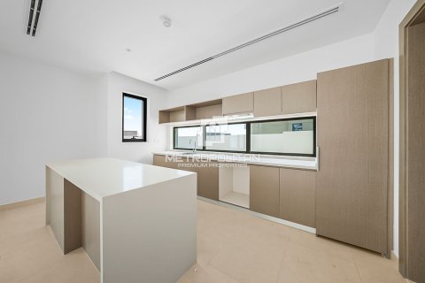 Villa in Al Furjan, Dubai 5 bedrooms, 570 sq.m. № 73136 - photo 8