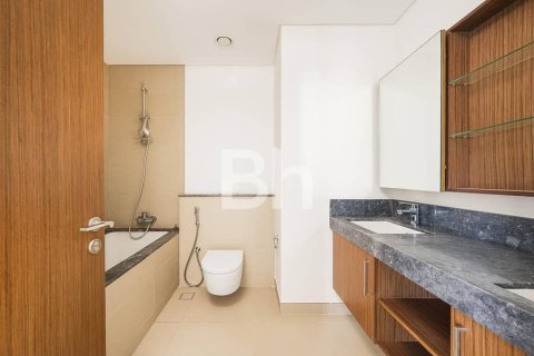 Apartment in Dubai Marina, Dubai 3 bedrooms, 161 sq.m. № 56880 - photo 9