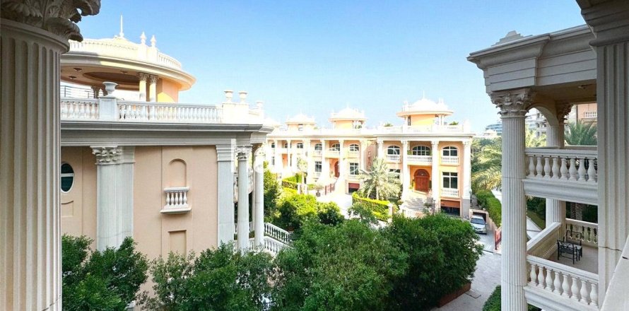 شقة في The Crescent, نخلة جميرا, دبي 2 غرف نوم, 163 م² رقم 43832