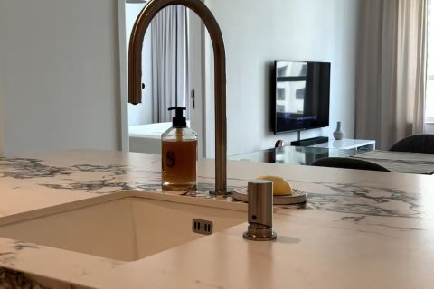 Apartment in The Address Dubai Marina, Dubai Marina, Dubai 1 bedroom, 70.7902 sq.m. № 98162