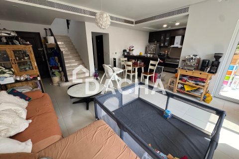 Townhouse in Dubai Land, Dubai 3 bedrooms, 200 sq.m. № 105146 - photo 15