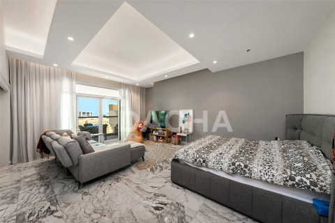 Penthouse in Shoreline Apartments, Palm Jumeirah, Dubai 4 bedrooms, 450 sq.m. № 105145 - photo 11