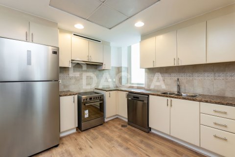 Купить квартиру в Emaar 6 Towers, Дубай Марина, Дубай: 3 спальни, 234м², № 105136 - фото 15