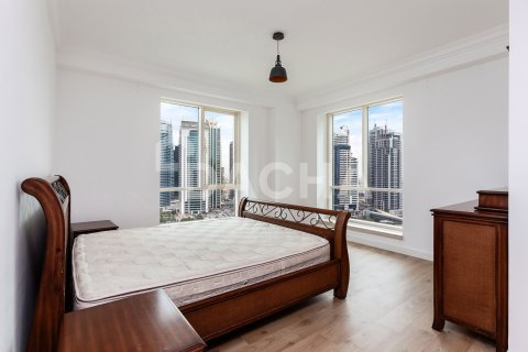 Купить квартиру в Emaar 6 Towers, Дубай Марина, Дубай: 3 спальни, 234м², № 105136 - фото 9