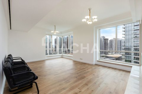 Купить квартиру в Emaar 6 Towers, Дубай Марина, Дубай: 3 спальни, 234м², № 105136 - фото 19