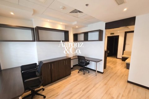 Office in Business Bay, Dubai 87 sq.m. № 124474 - photo 6