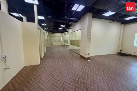 Magasin à Al Furjan, Dubai, 225.5 m², № 124227 - photo 8