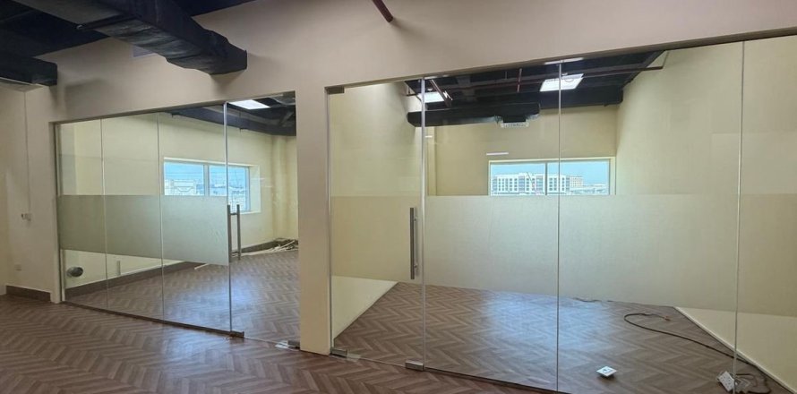 Magasin à Al Furjan, Dubai, 225.5 m², № 124227