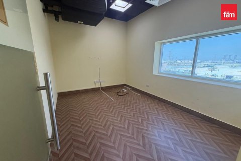 Magasin à Al Furjan, Dubai, 225.5 m², № 124227 - photo 2