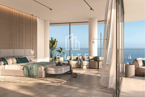 Apartment in Palm Jumeirah, Dubai 2 bedrooms, 147 sq.m. № 121391 - photo 3