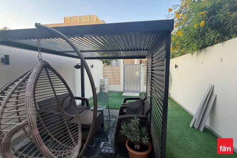 Townhouse in Dubai 2 bedrooms, 124.4 sq.m. № 72160 - photo 14