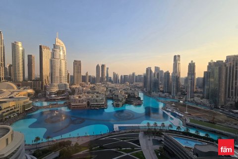Apartment in Downtown Dubai (Downtown Burj Dubai), Dubai 1 bedroom, 76.7 sq.m. № 72156 - photo 1