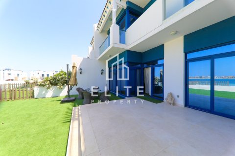 Villa in Palma Residences, Palm Jumeirah, Dubai 5 bedrooms, 325 sq.m. № 121594 - photo 8