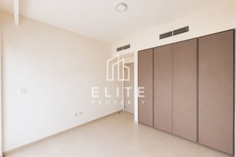 Townhouse in Arabian Ranches 3, Dubai 3 bedrooms, 125 sq.m. № 121589 - photo 12