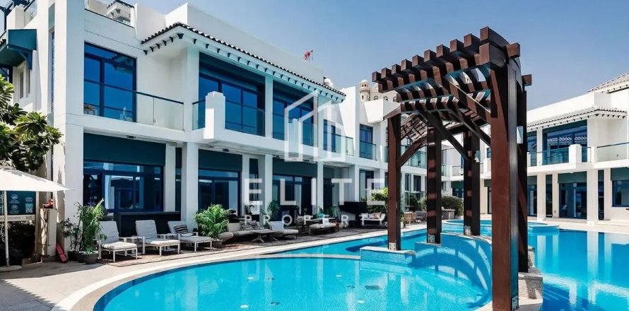 فيلا في Palma Residences, نخلة جميرا, دبي 4 غرف نوم, 357 م² رقم 121593