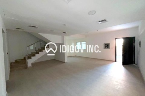 تاون هاوس في District 15, دائرة قرية جميرا, دبي 5 غرف نوم , 242.57 م² رقم 120931 - صورة 5